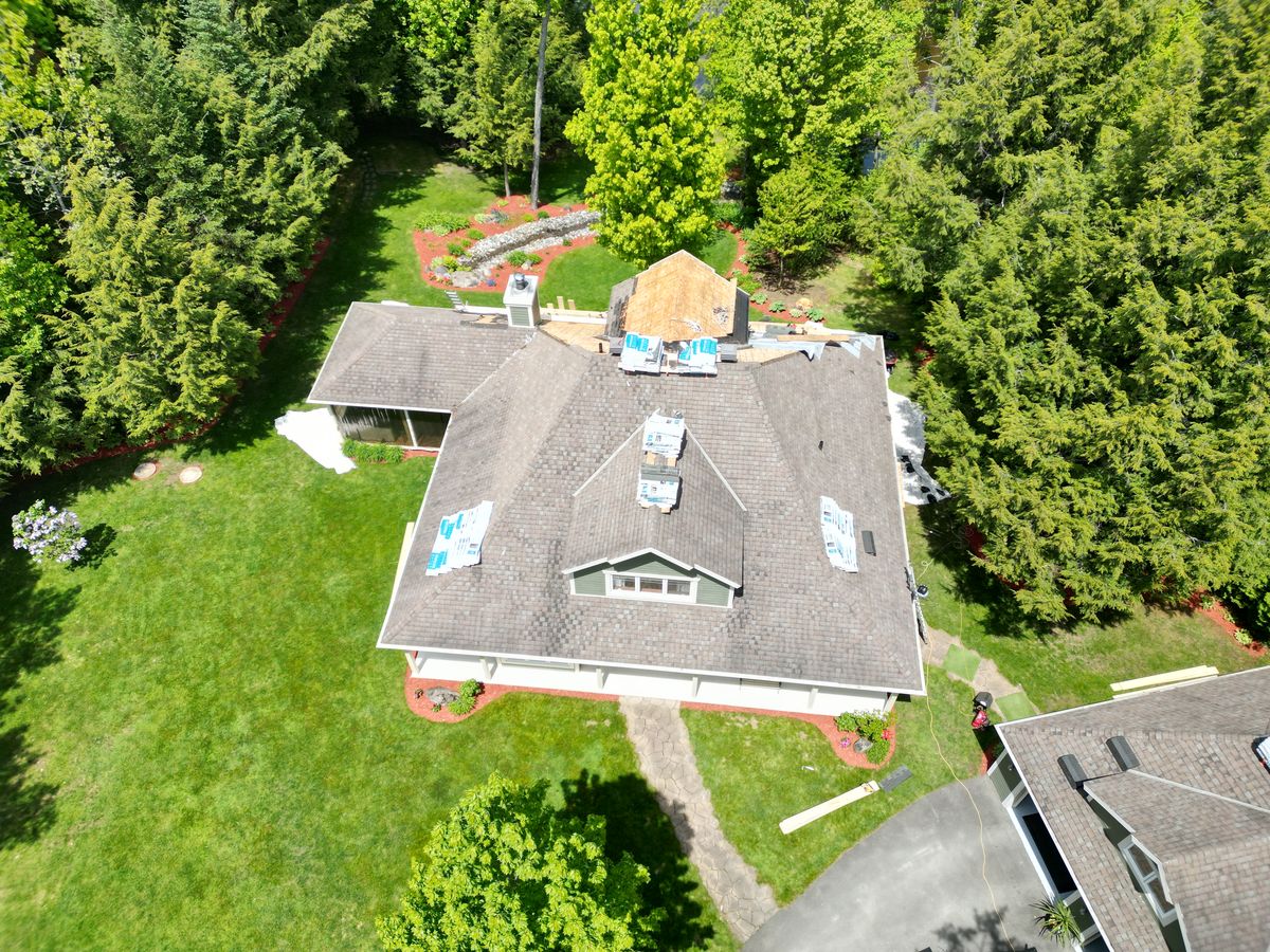 Toiture en chantier, vue du ciel